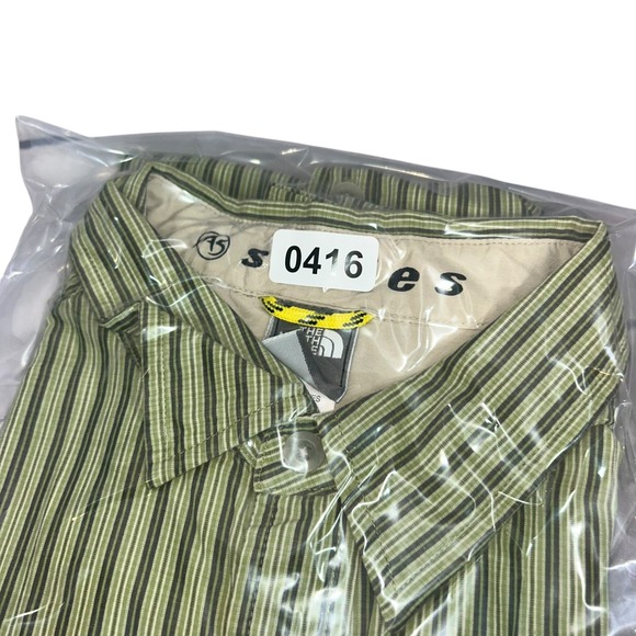 The North Face L/G Green Stripe Short Sleeve Button Up Shirt Men's A5 Series - Picture 9 of 9